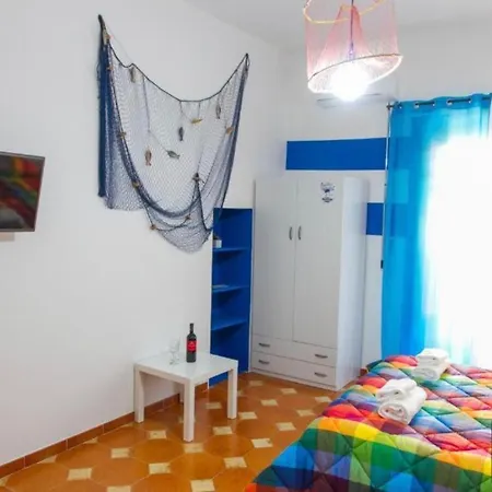 Sailor's House Captain * Cefalu